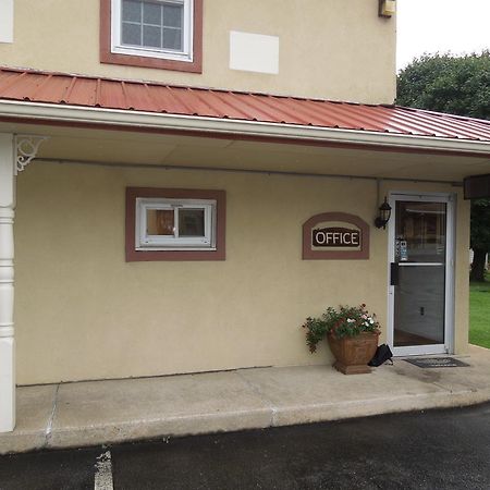Red Carpet Inn ロンクス エクステリア 写真