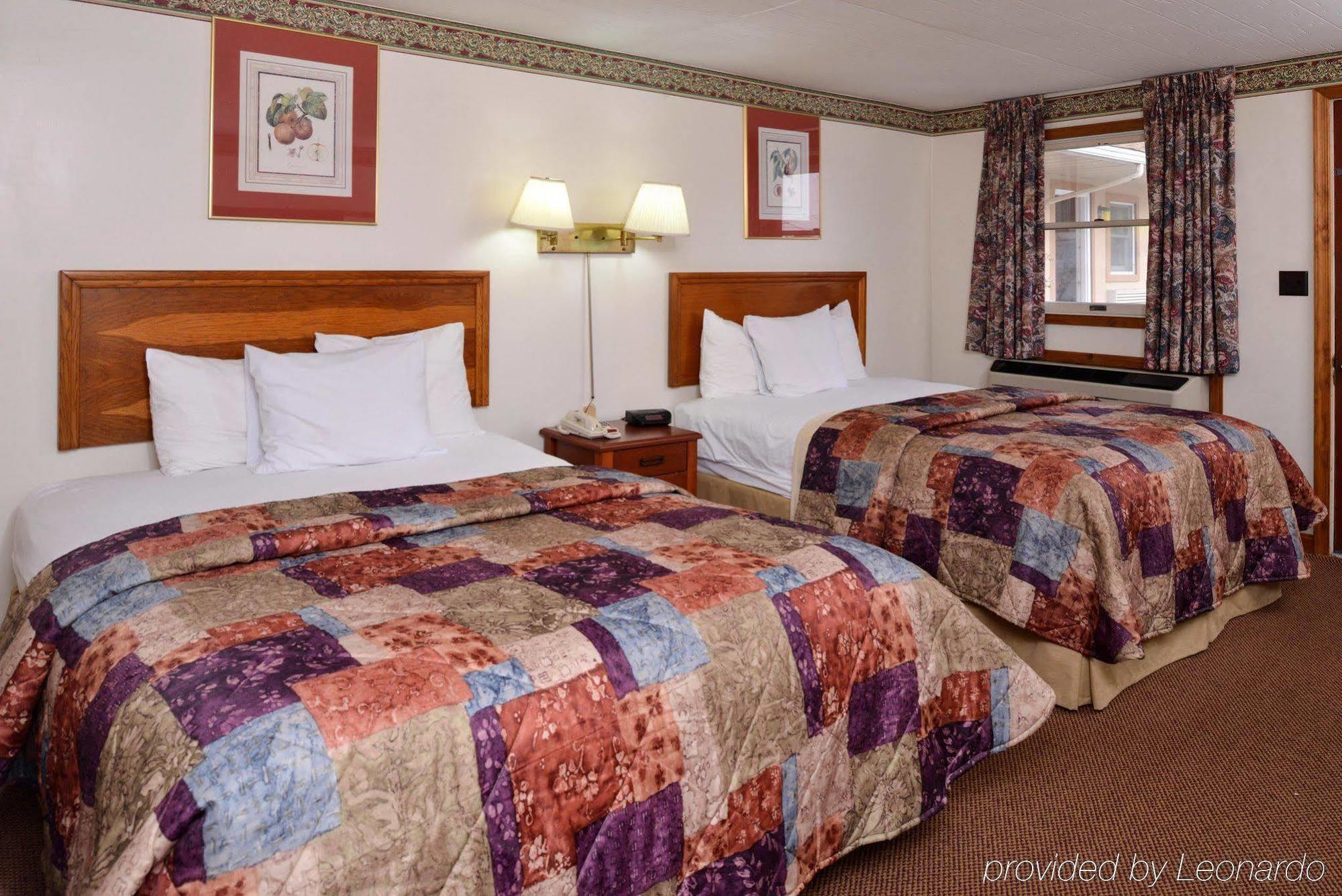 Red Carpet Inn ロンクス エクステリア 写真