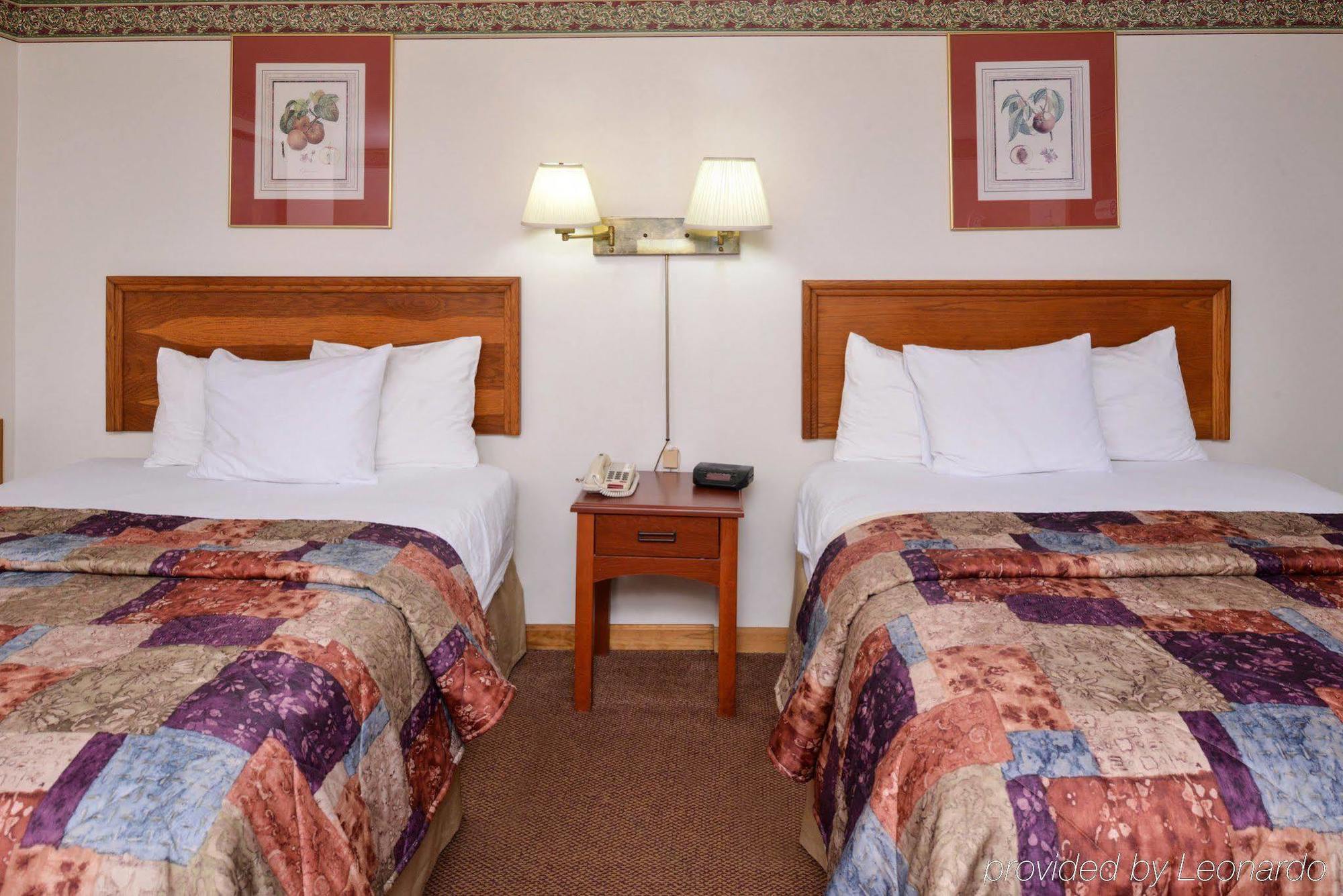 Red Carpet Inn ロンクス エクステリア 写真